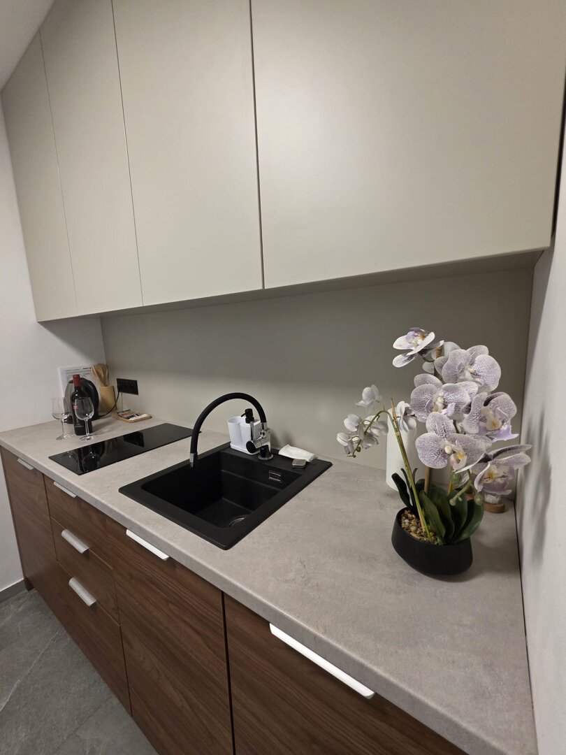 VISTA STAY HOME SPÓŁKA Z OGRANICZONĄ ODPOWIEDZIALNOŚCIĄ - 9