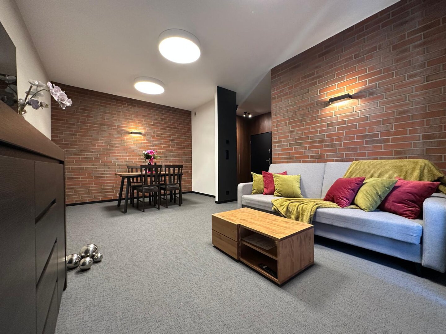 VISTA STAY HOME SPÓŁKA Z OGRANICZONĄ ODPOWIEDZIALNOŚCIĄ - 11