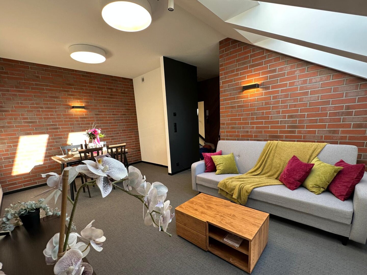 VISTA STAY HOME SPÓŁKA Z OGRANICZONĄ ODPOWIEDZIALNOŚCIĄ - 39