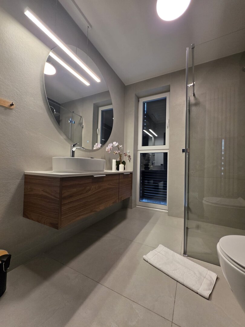 VISTA STAY HOME SPÓŁKA Z OGRANICZONĄ ODPOWIEDZIALNOŚCIĄ - 12